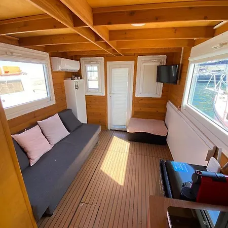 House Boat V Al Poetto 2 Pax Piu' 1 Apartment Cagliari