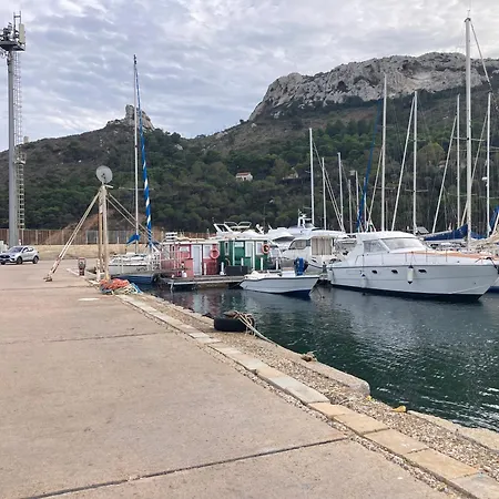 Apartment House Boat V Al Poetto 2 Pax Piu' 1