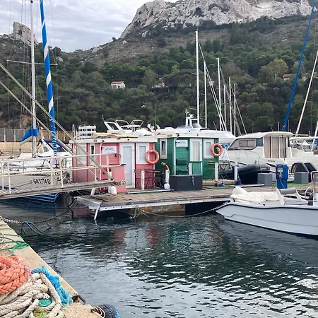 House Boat V Al Poetto 2 Pax Piu' 1 *